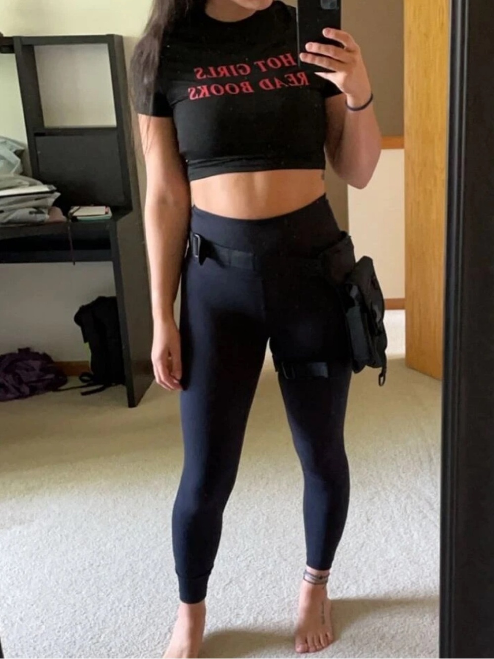 Black Cropped Tee with Red 'HOT GIRLS READ BOOKS' Slogan - Picture 2 of 3
